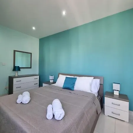 Apartament Penthouse In St Julian