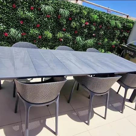 Penthouse In St Julian Apartament Sliema